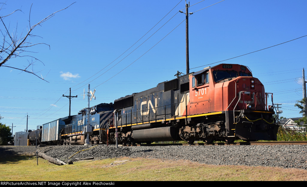 CN 5701